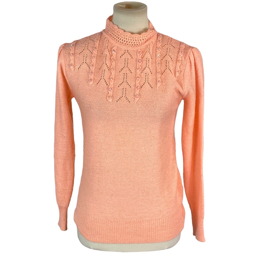 Vintage Woman’s Patsy’s Place lightweight peach color sweater size M